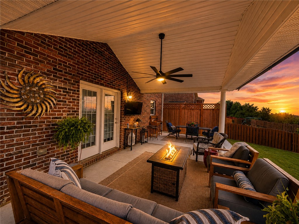 17 Fawn Hill Drive