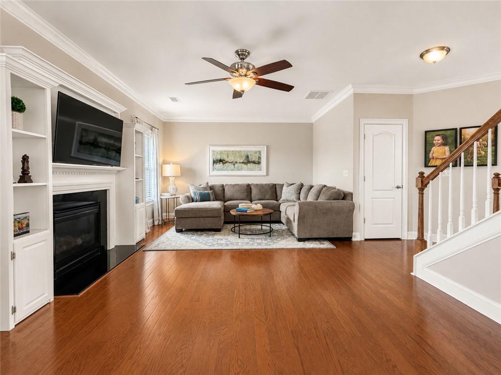 17 Fawn Hill Drive