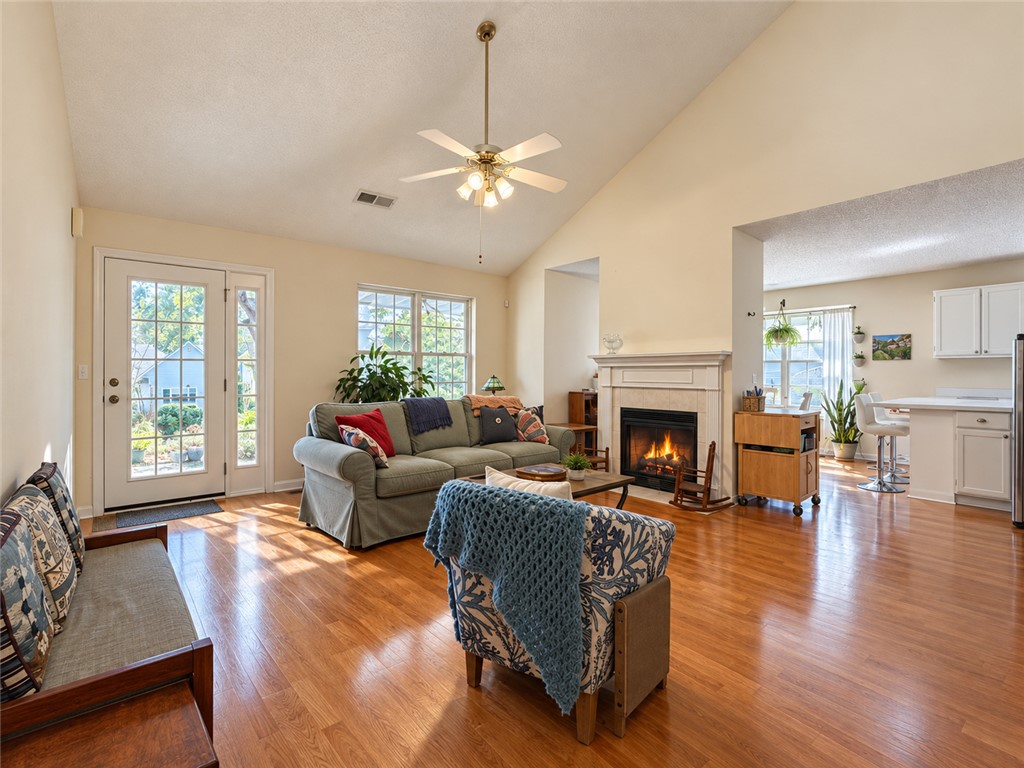 113 Grand Oak Circle