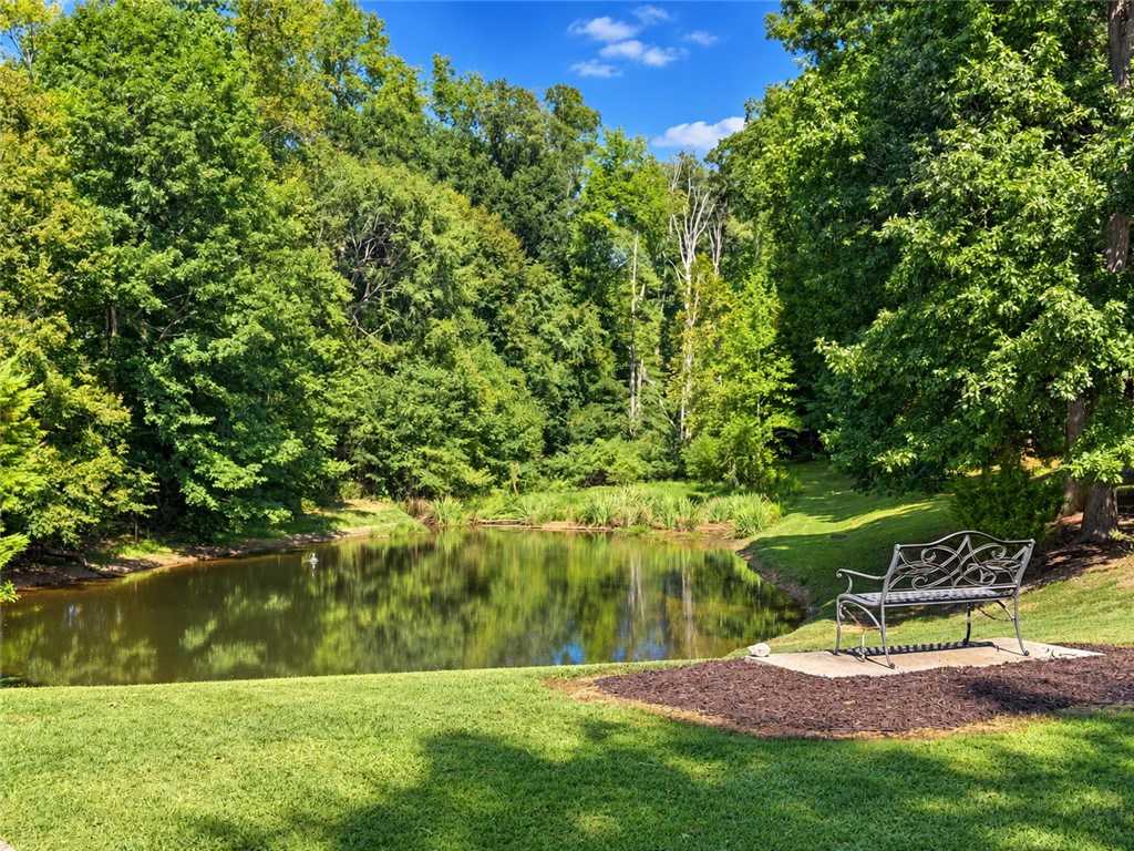 113 Grand Oak Circle