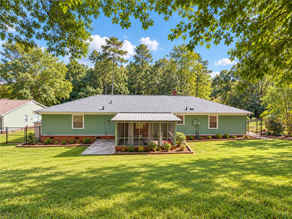 519 Walden Parkway