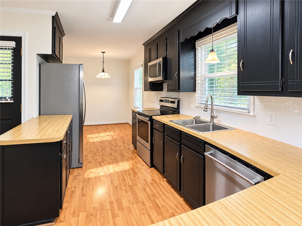 519 Walden Parkway