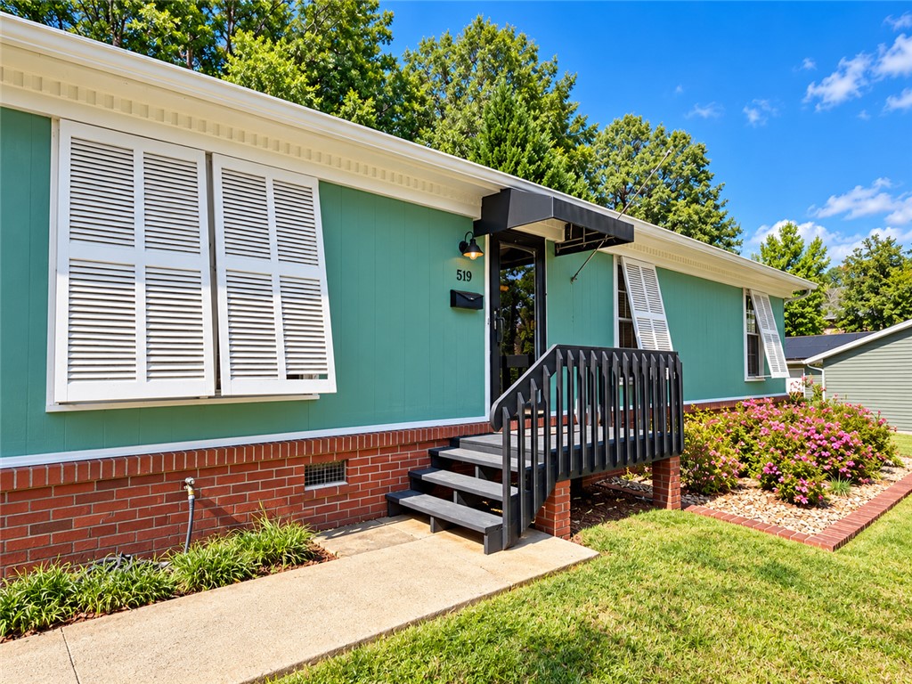 519 Walden Parkway
