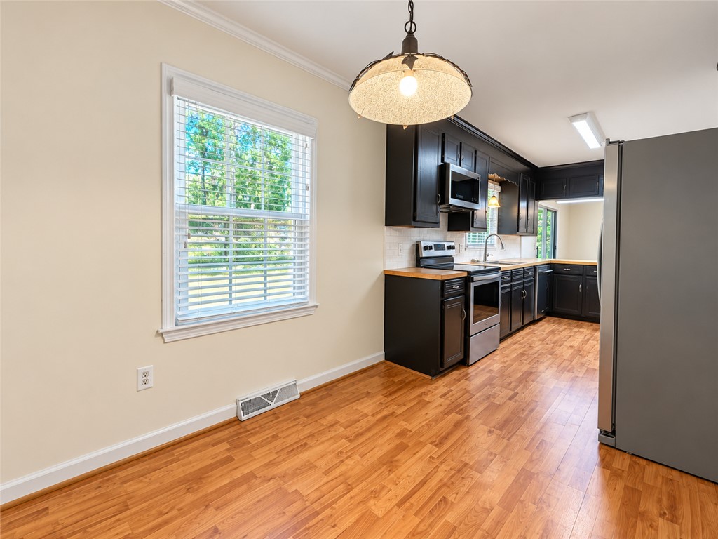 519 Walden Parkway