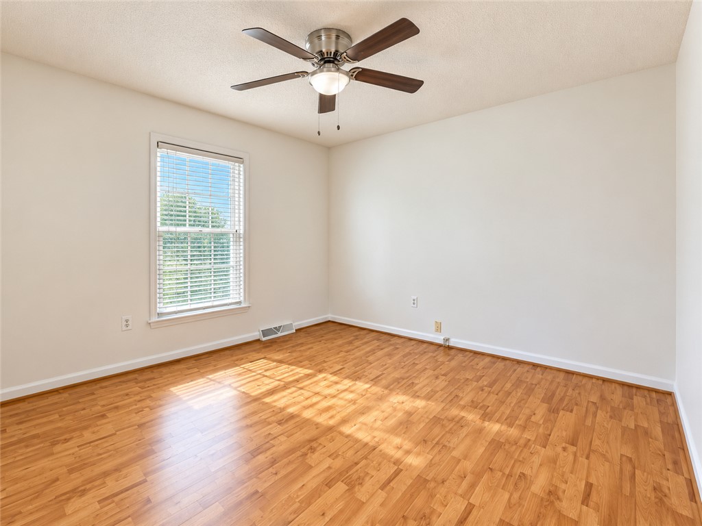 519 Walden Parkway