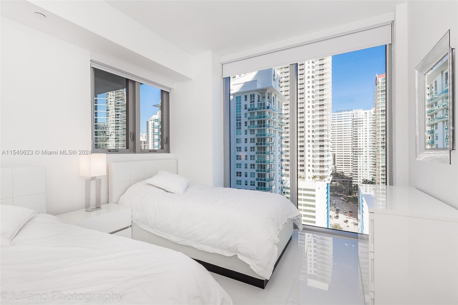 1300 Brickell Bay Dr # 1710