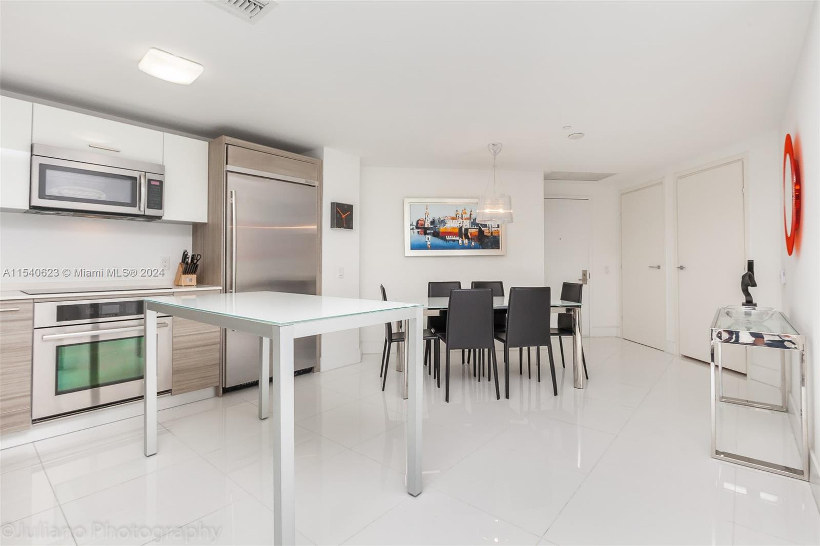 1300 Brickell Bay Dr # 1710
