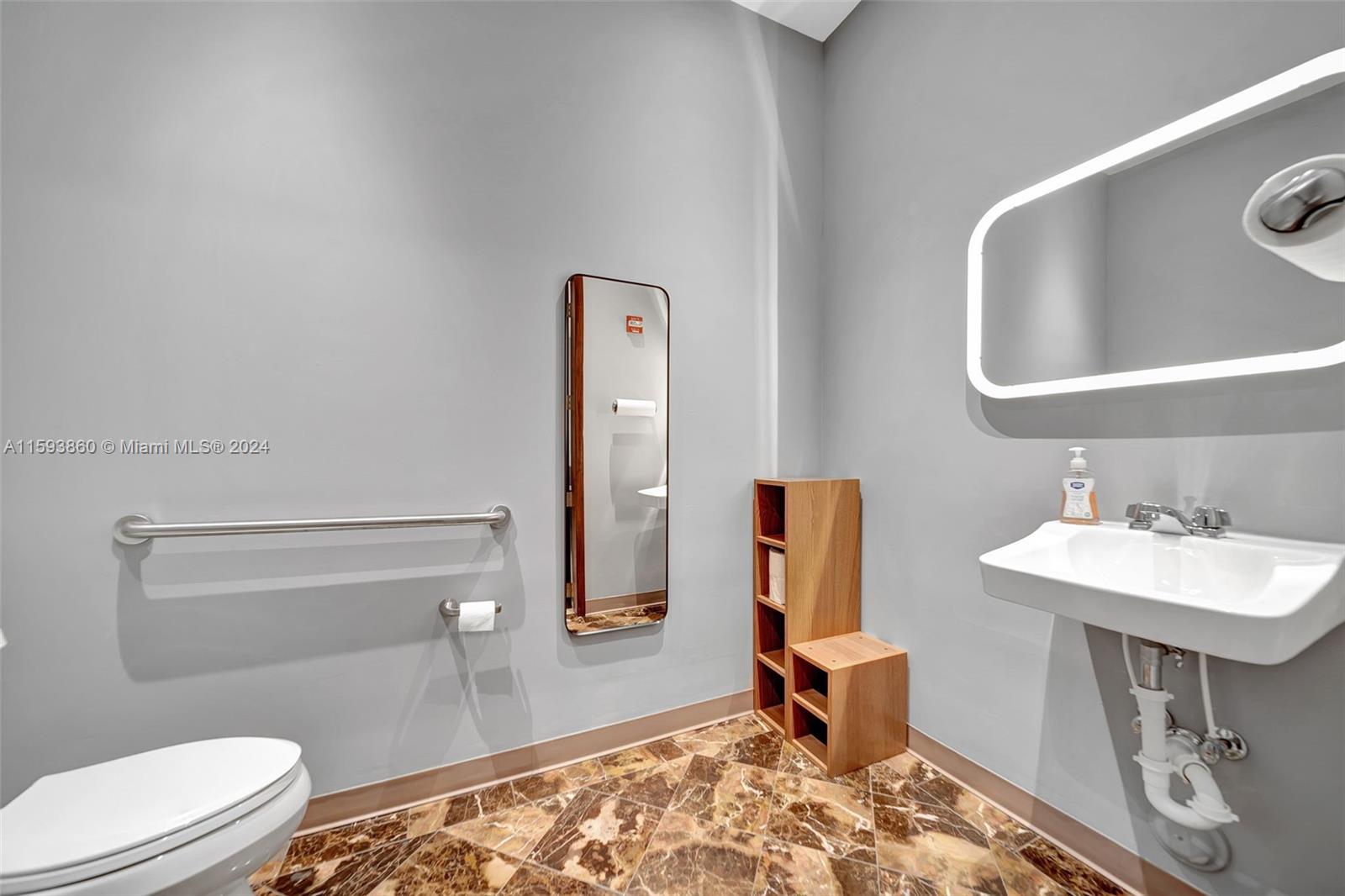 59 SW 12th Ave # 2 Unit: 103-2