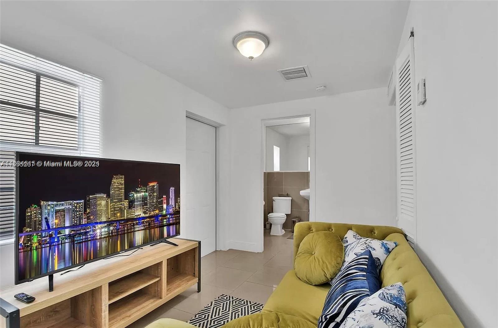 6966 Byron Ave # 103