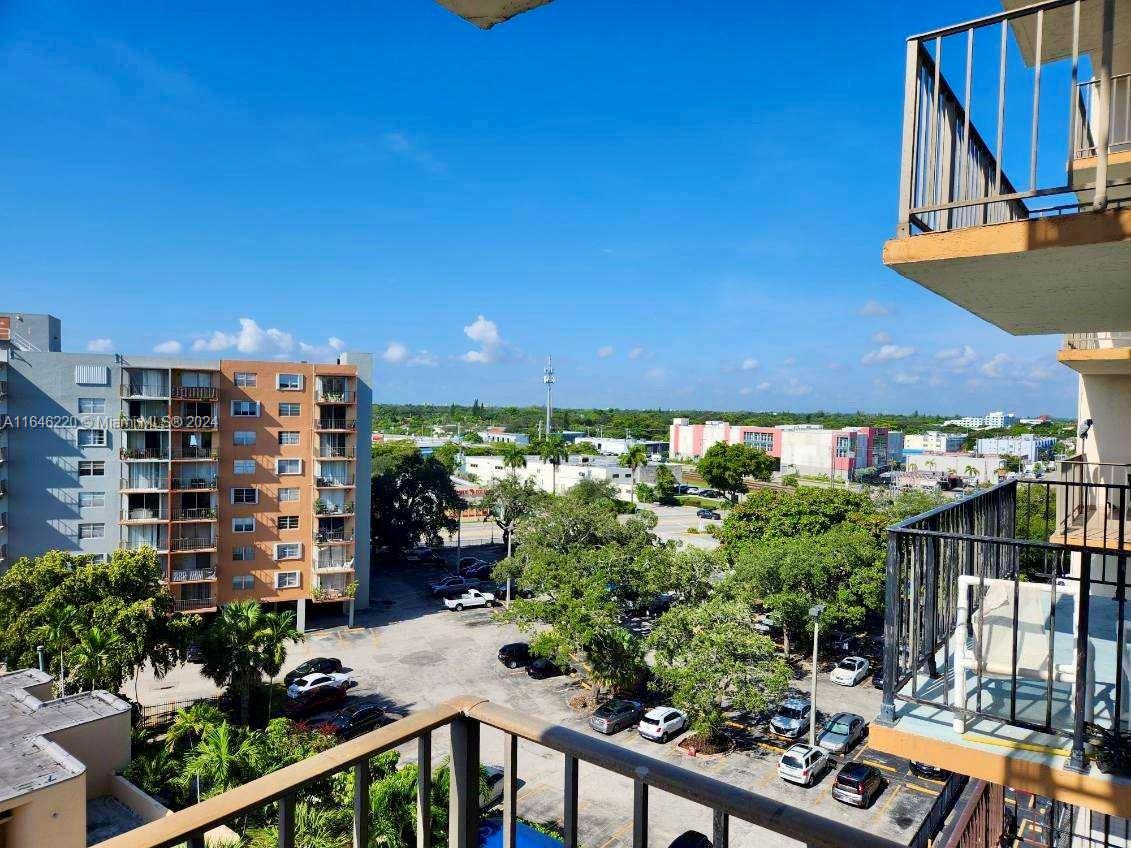 1470 NE 125th Ter # 801