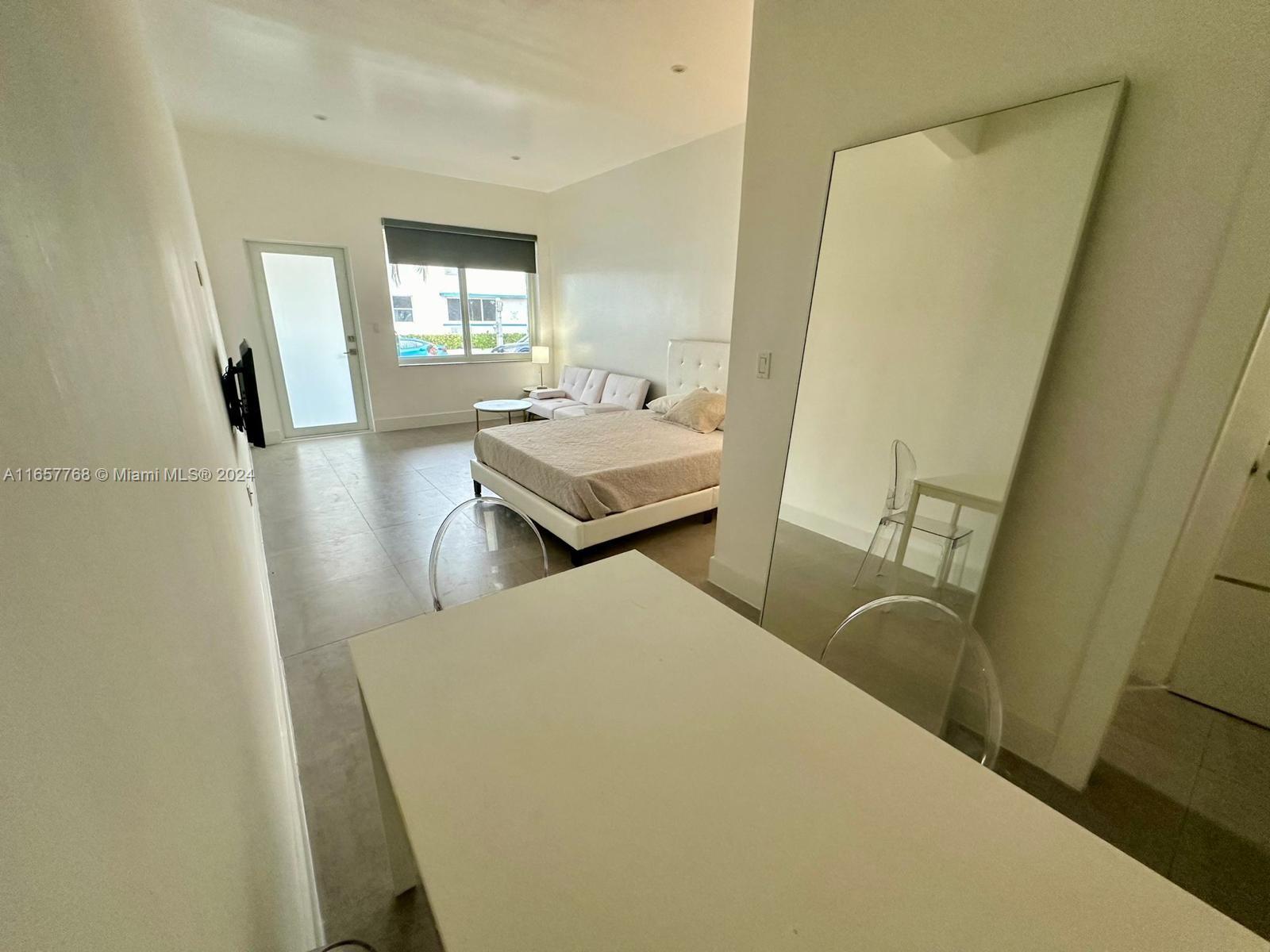 7640 Harding Ave # 5