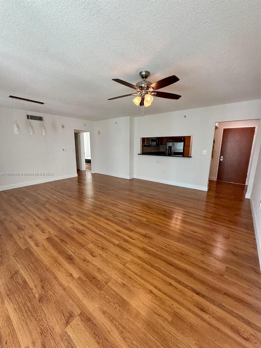 31 SE 5th St # 1511