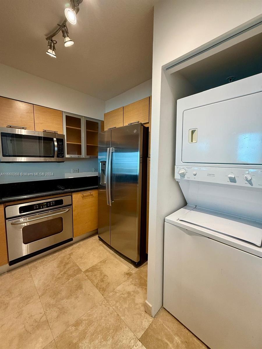 31 SE 5th St # 1511