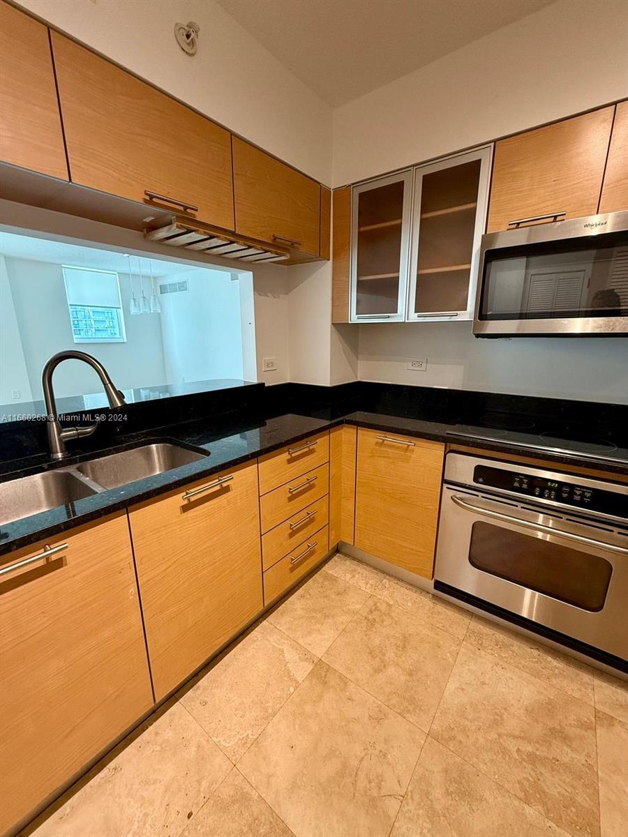 31 SE 5th St # 1511