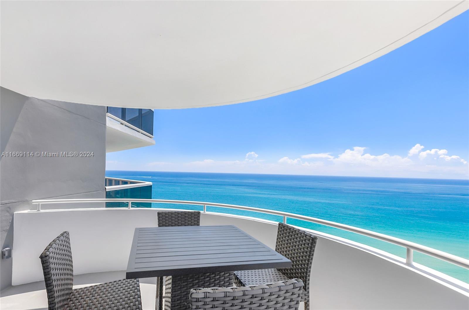 6301 Collins Ave # 2103