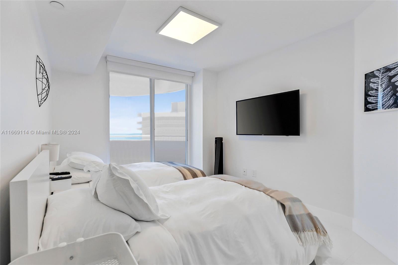 6301 Collins Ave # 2103