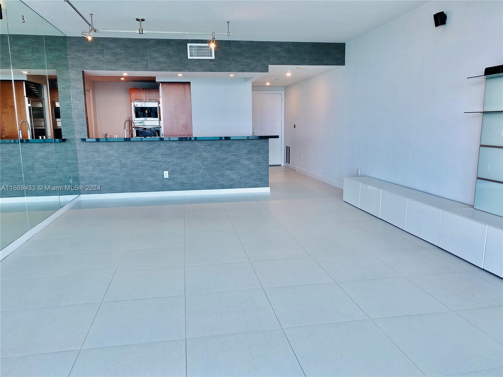 1331 Brickell Bay Dr # 1405