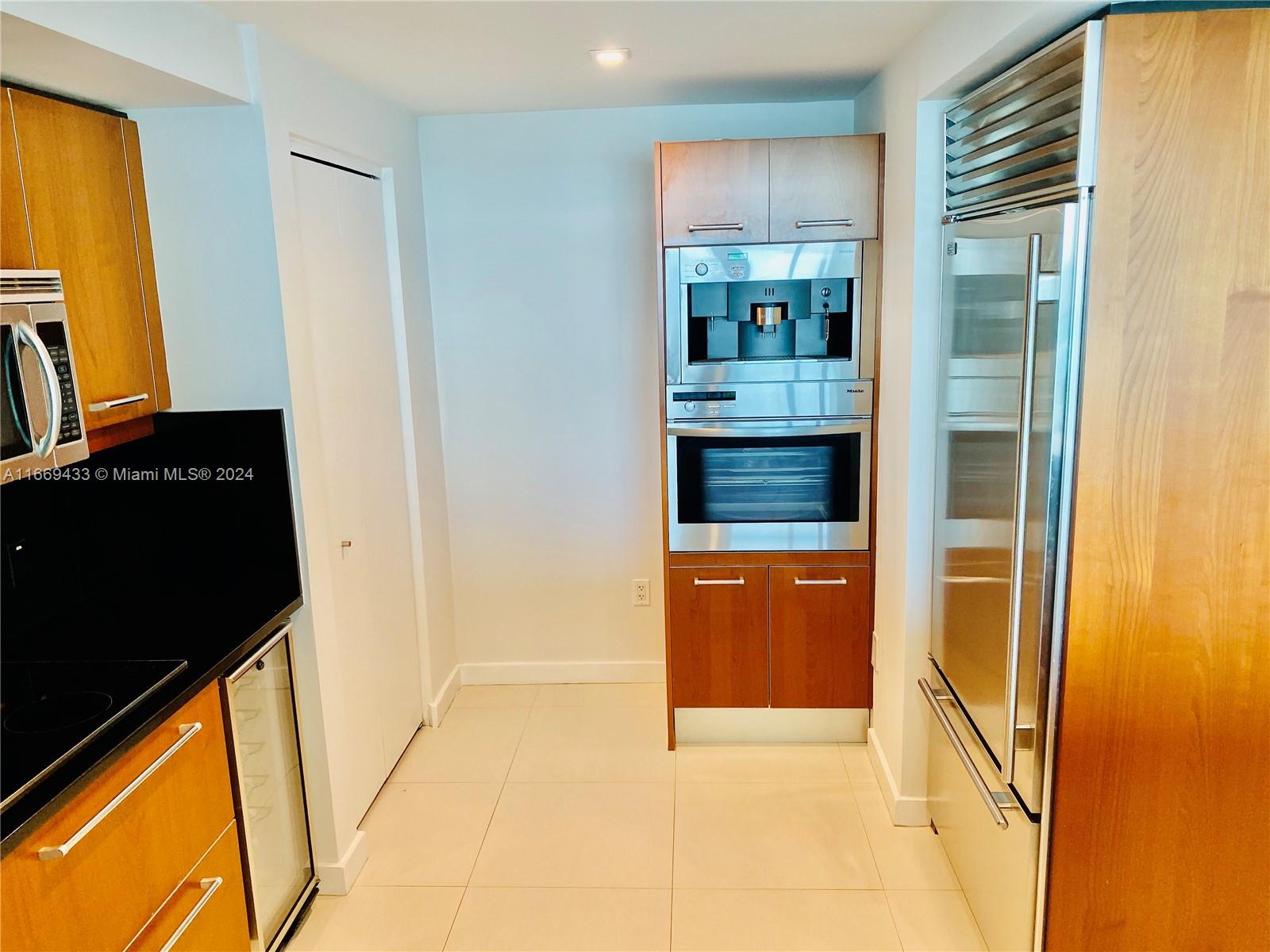 1331 Brickell Bay Dr # 1405