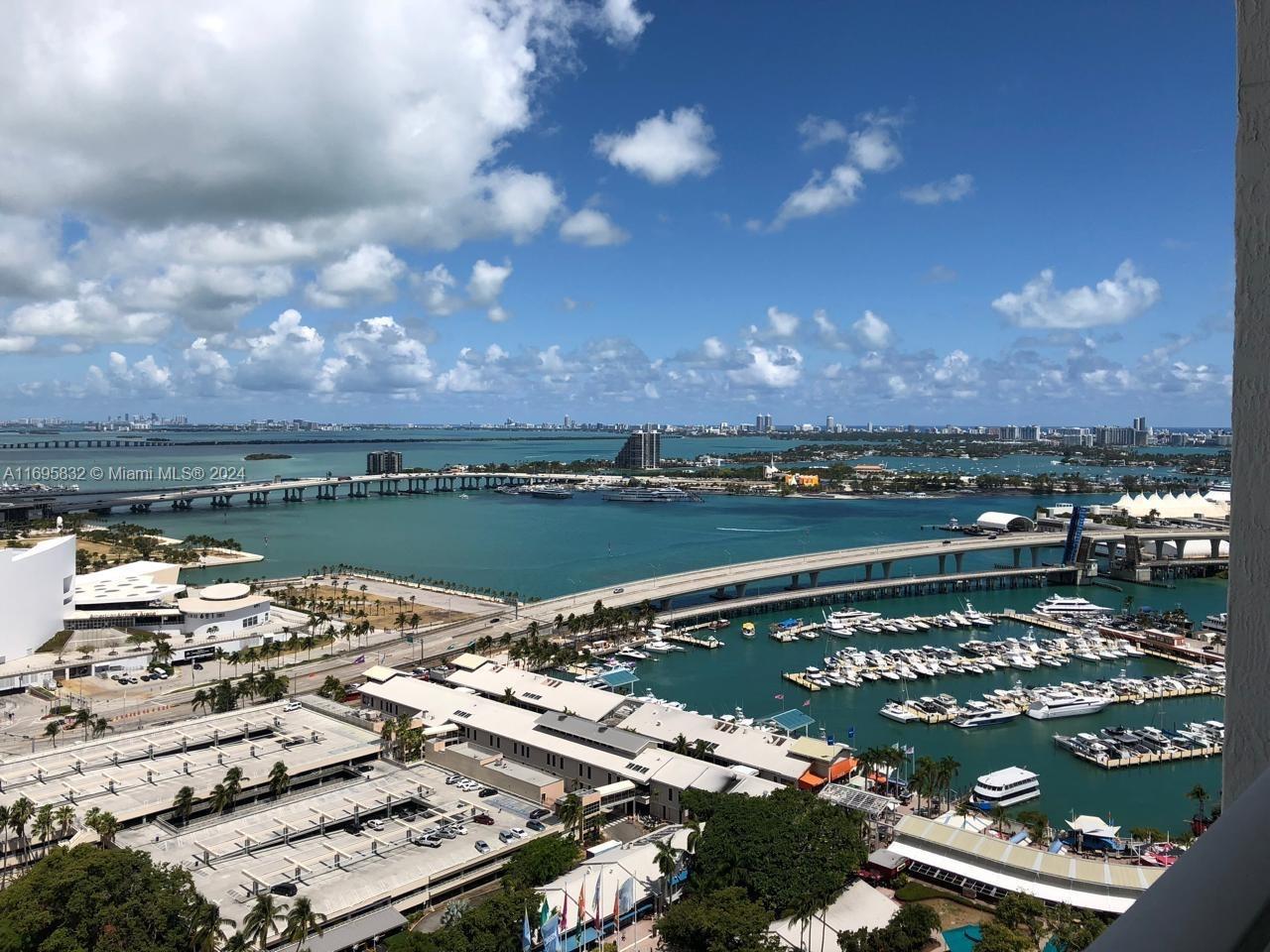 244 Biscayne Blvd # 3004