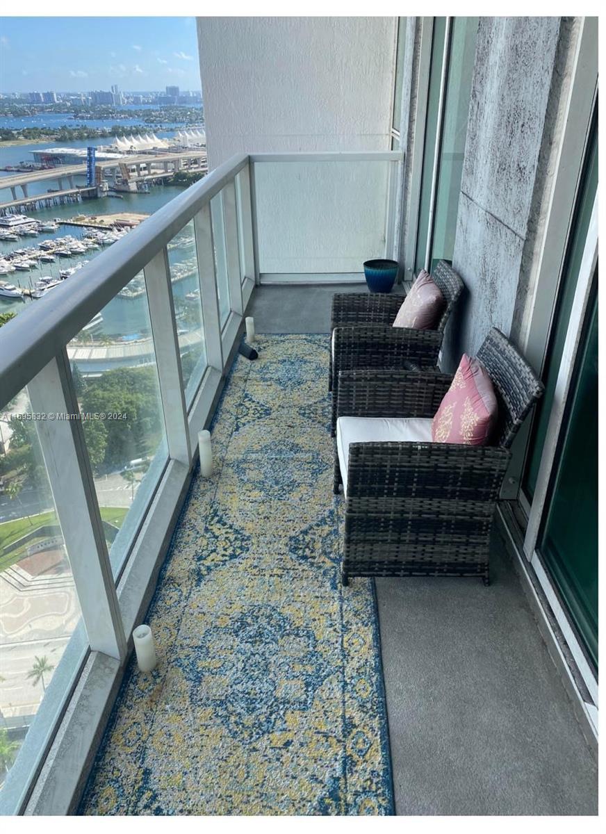 244 Biscayne Blvd # 3004