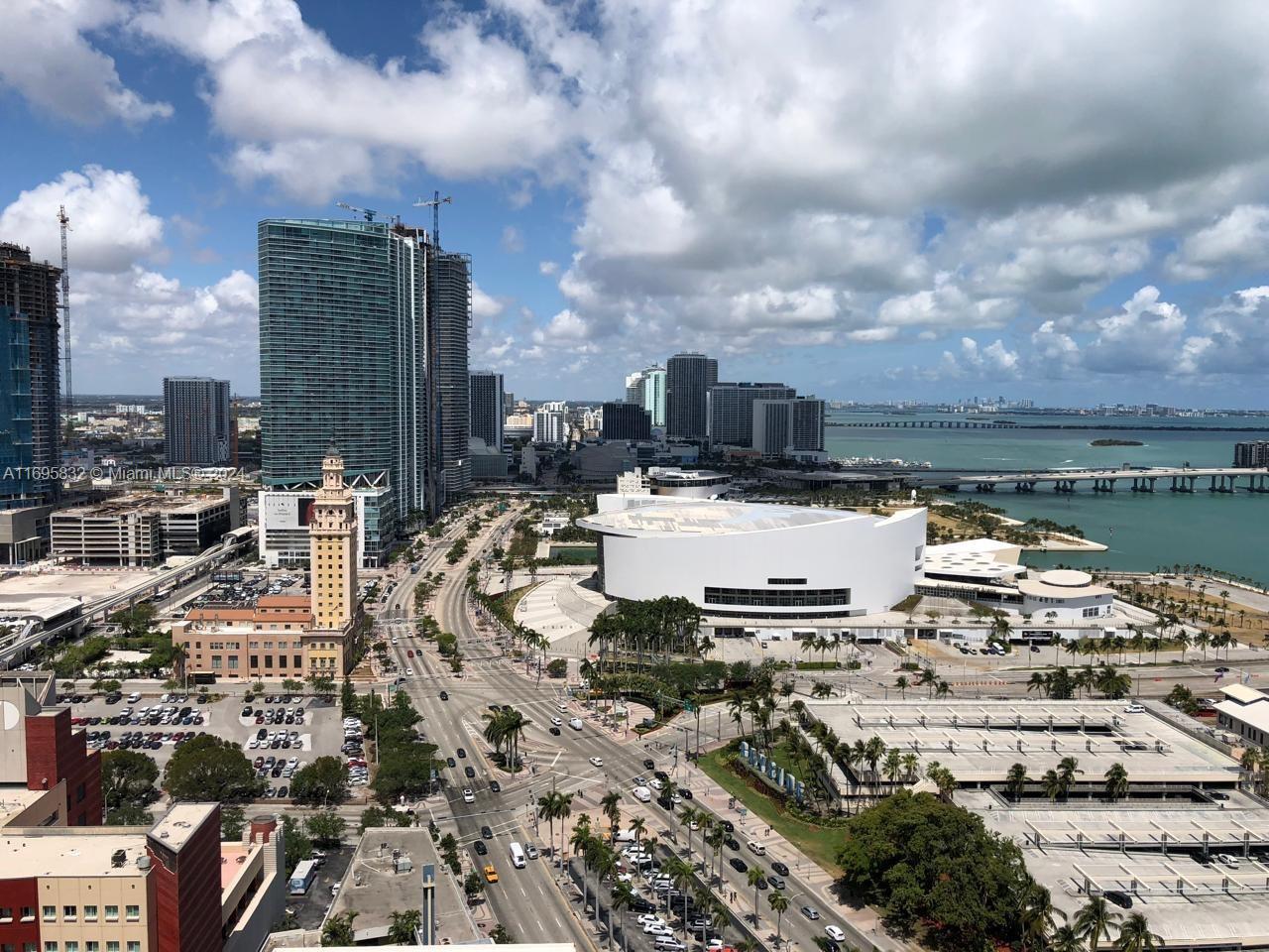 244 Biscayne Blvd # 3004
