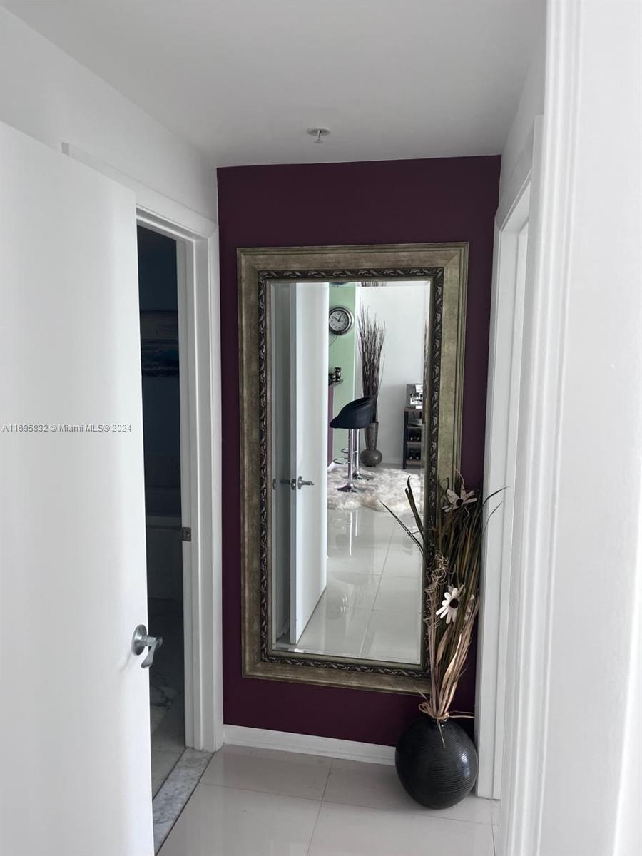 244 Biscayne Blvd # 3004