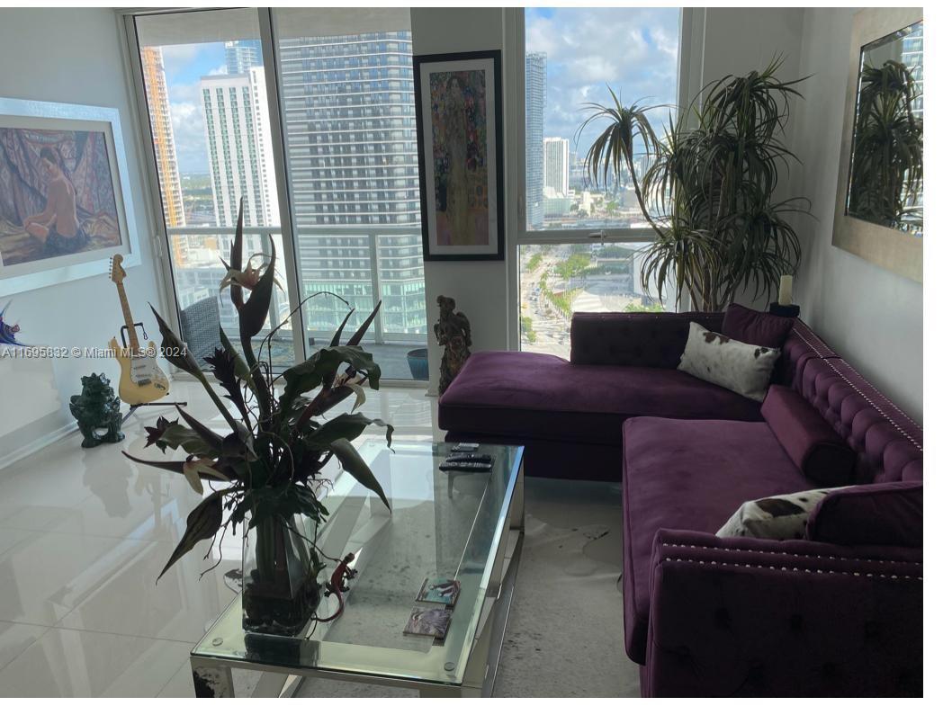 244 Biscayne Blvd # 3004