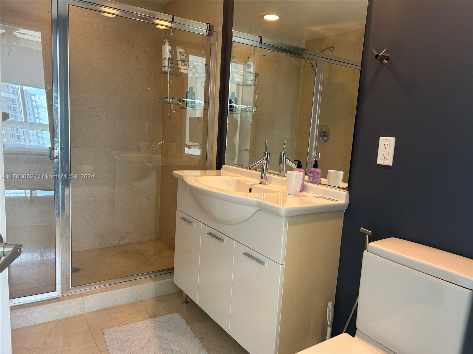 495 Brickell Ave # 2001