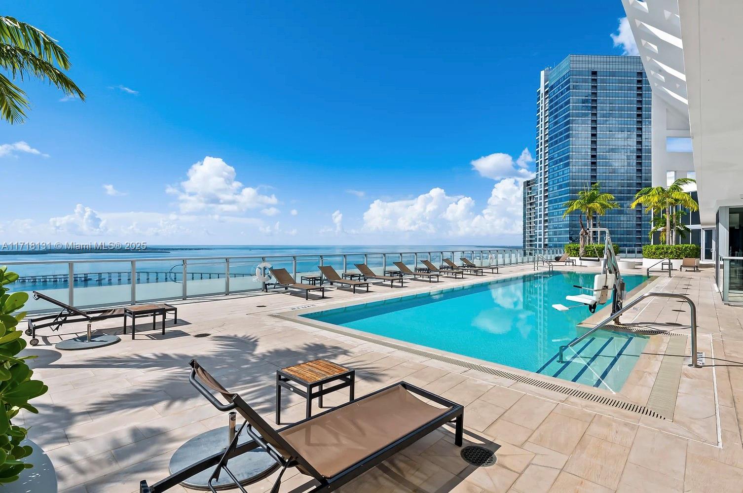 1300 Brickell Bay Dr # 906