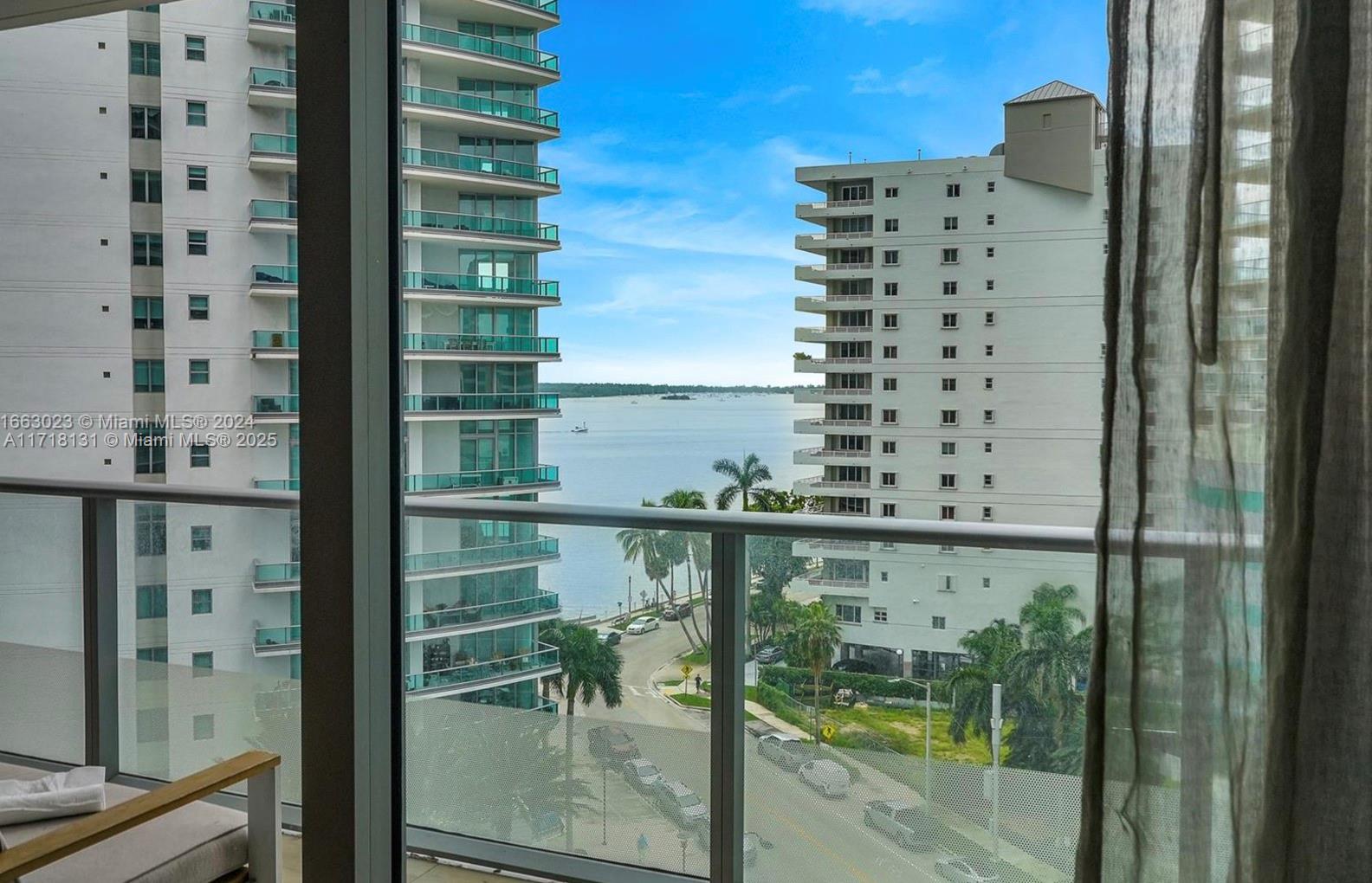 1300 Brickell Bay Dr # 906