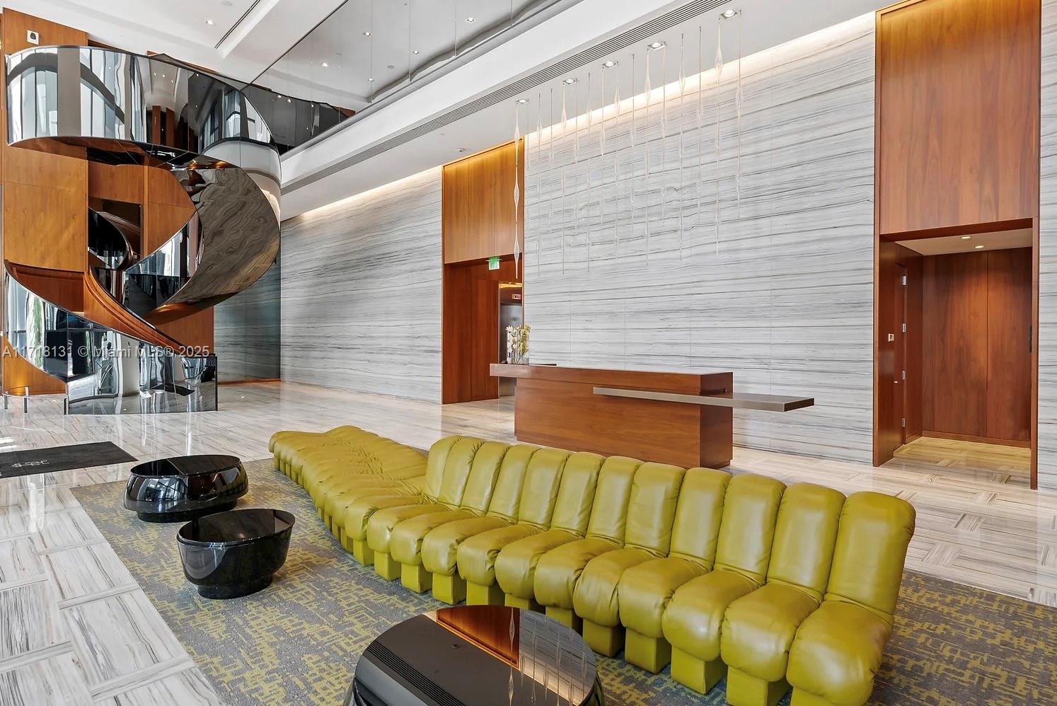 1300 Brickell Bay Dr # 906