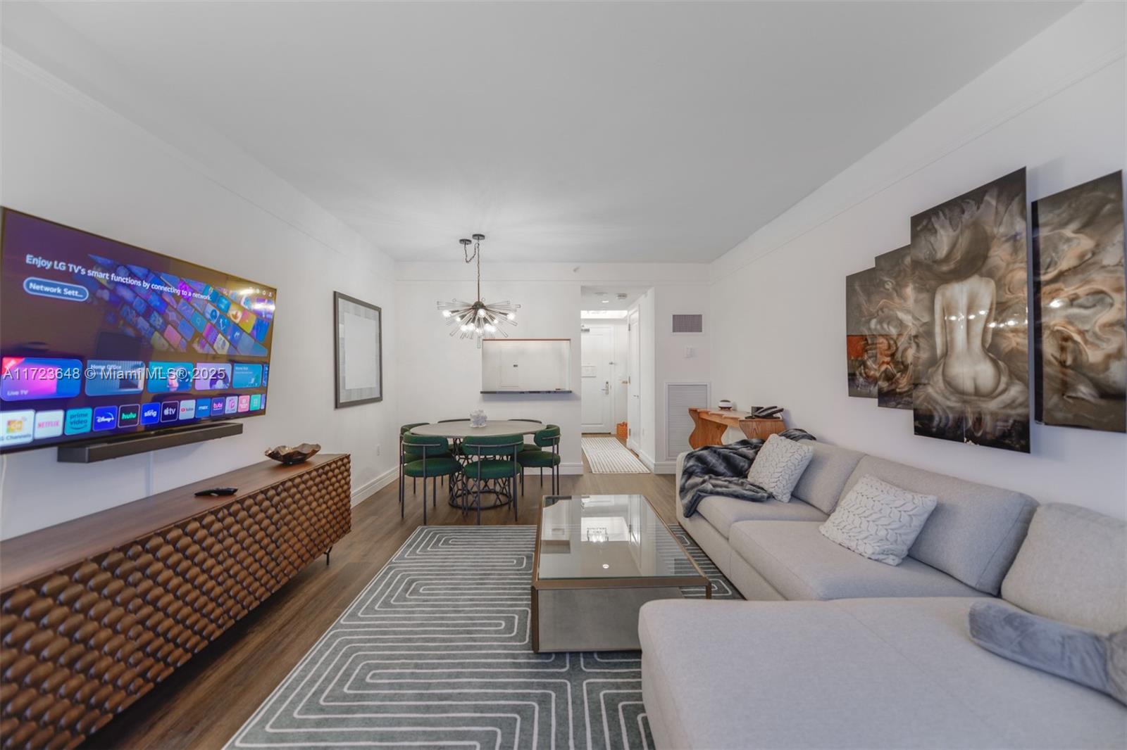 1435 Brickell Ave # 3510