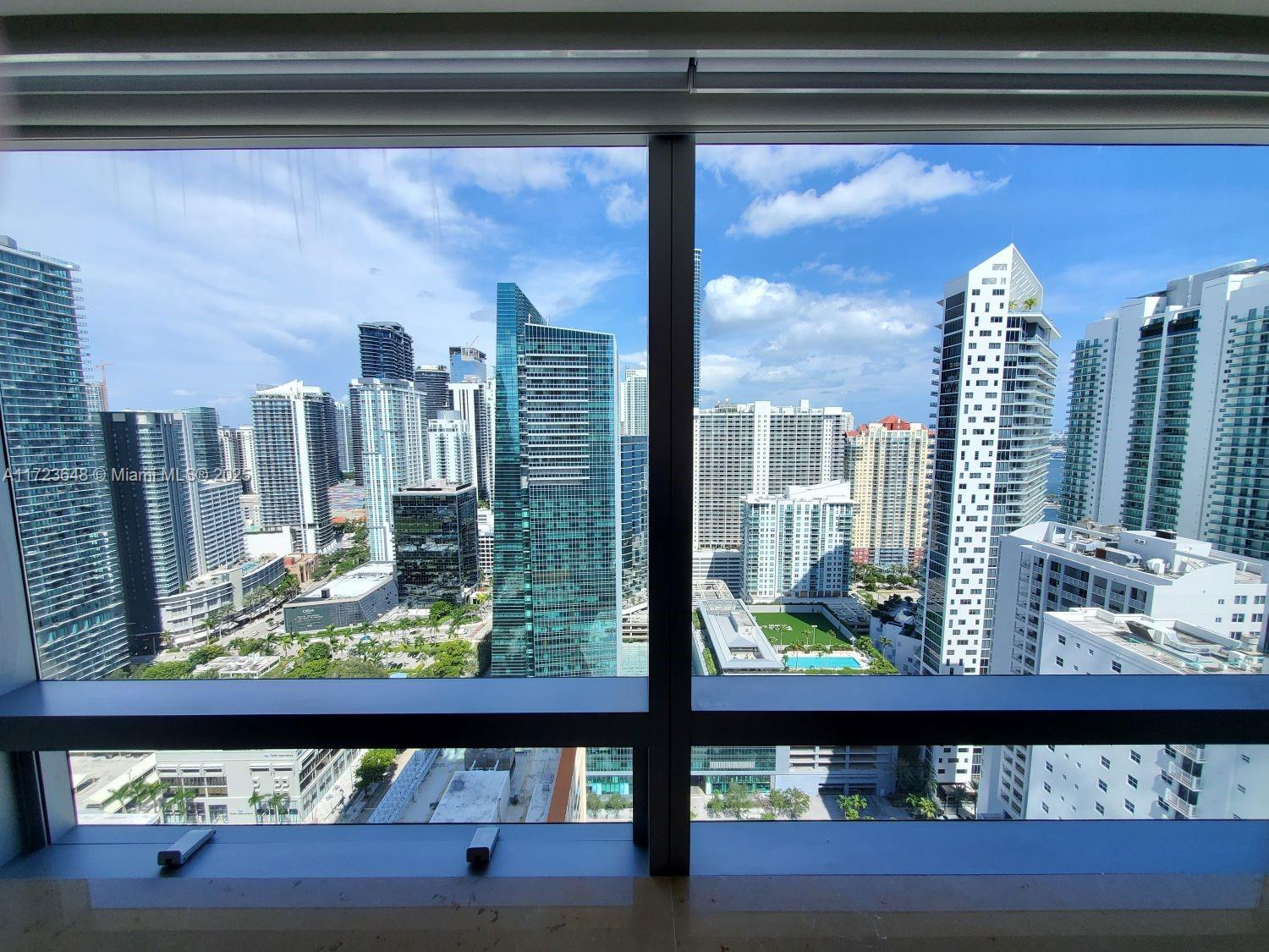 1435 Brickell Ave # 3510