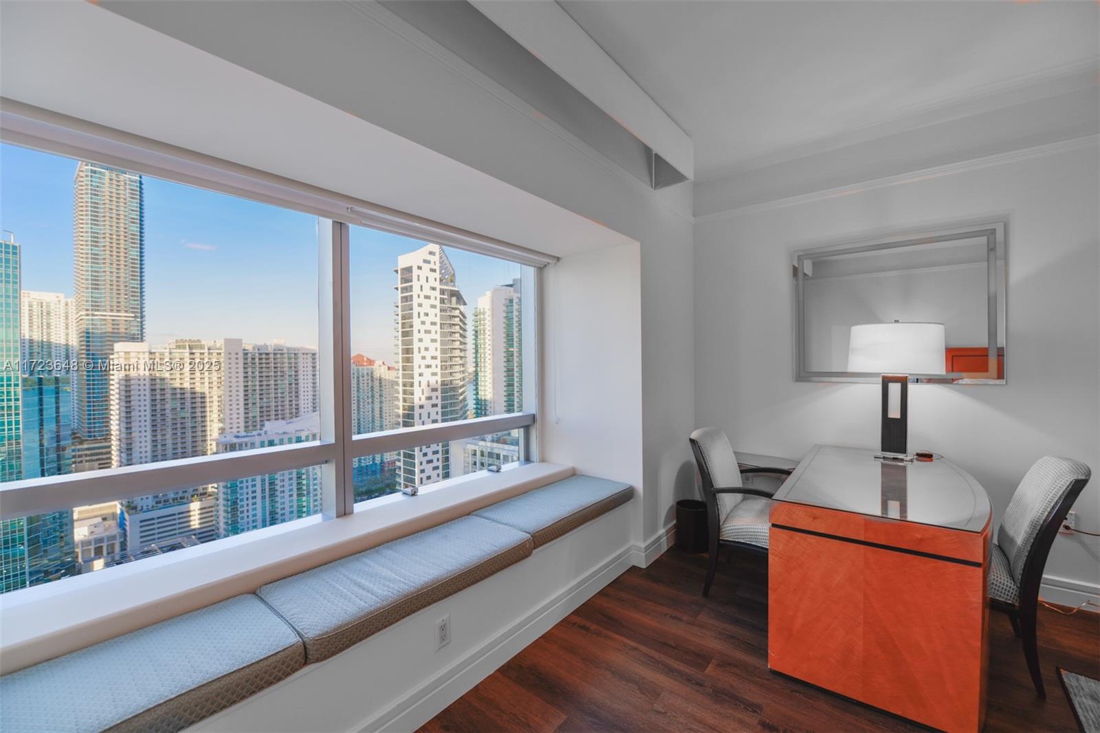 1435 Brickell Ave # 3510
