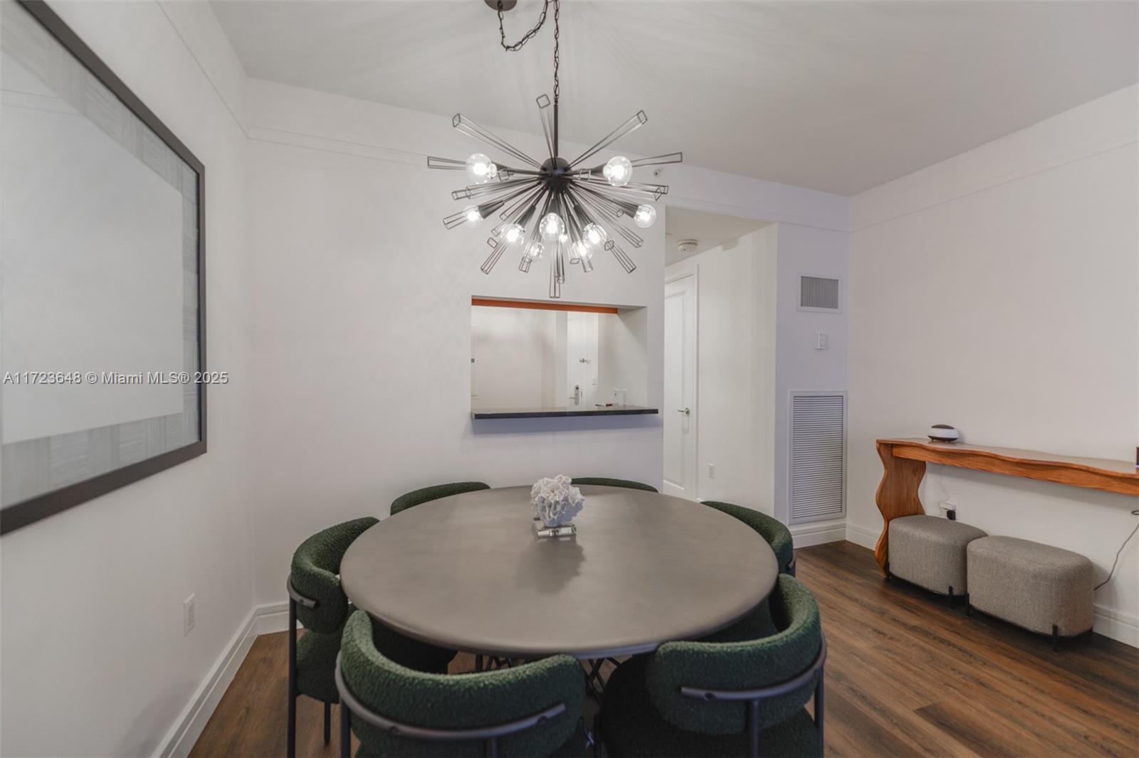 1435 Brickell Ave # 3510
