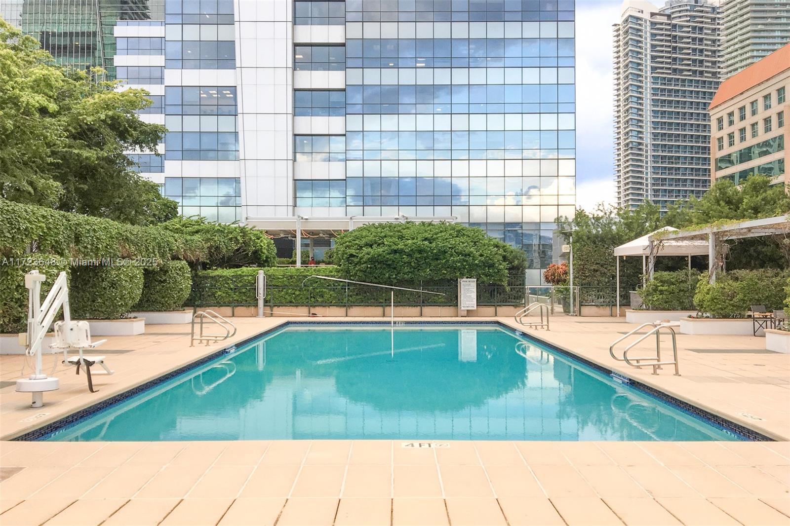 1435 Brickell Ave # 3510