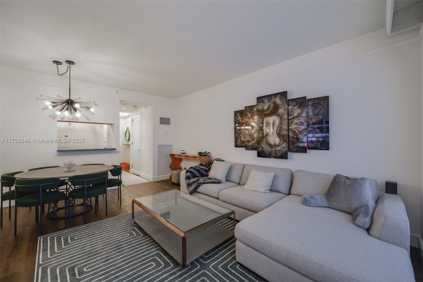 1435 Brickell Ave # 3510