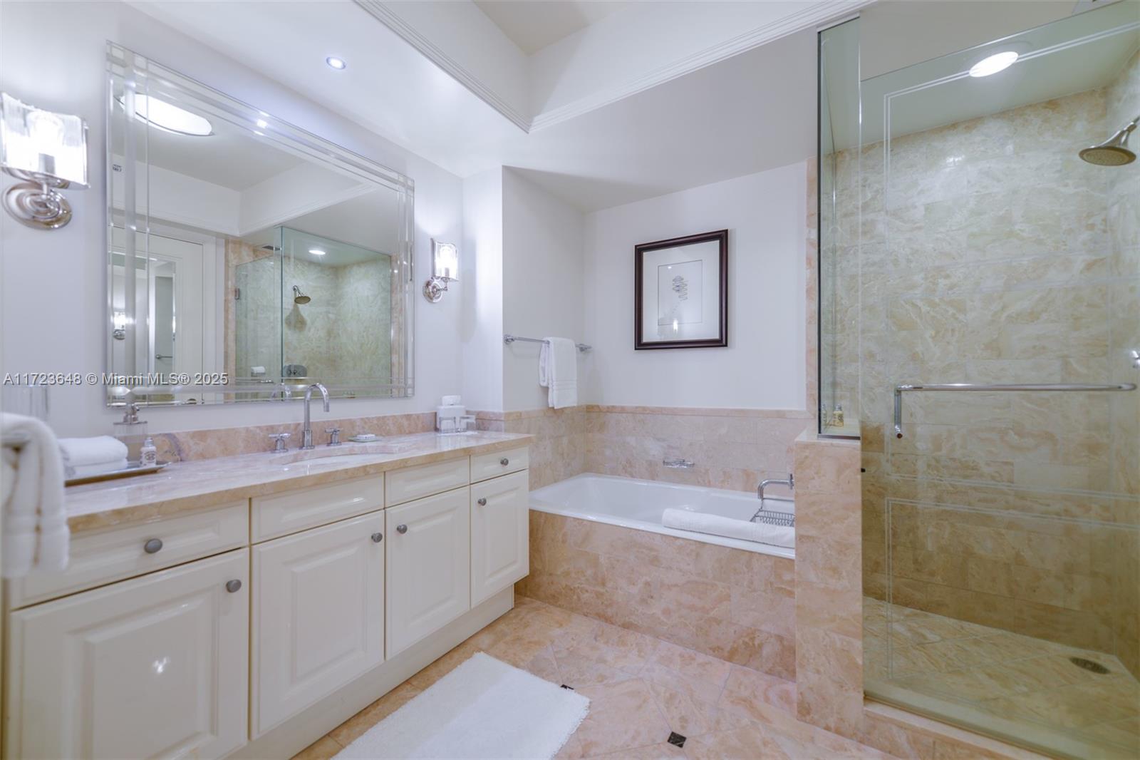 1435 Brickell Ave # 3510