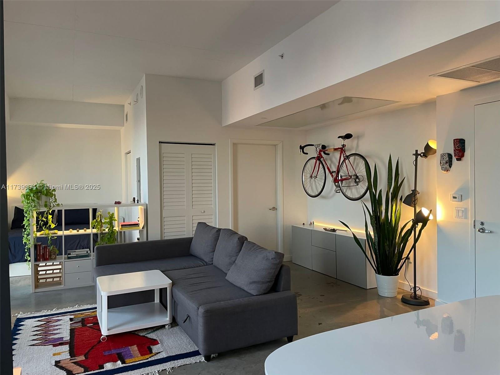 151 SE 1st St # 3508
