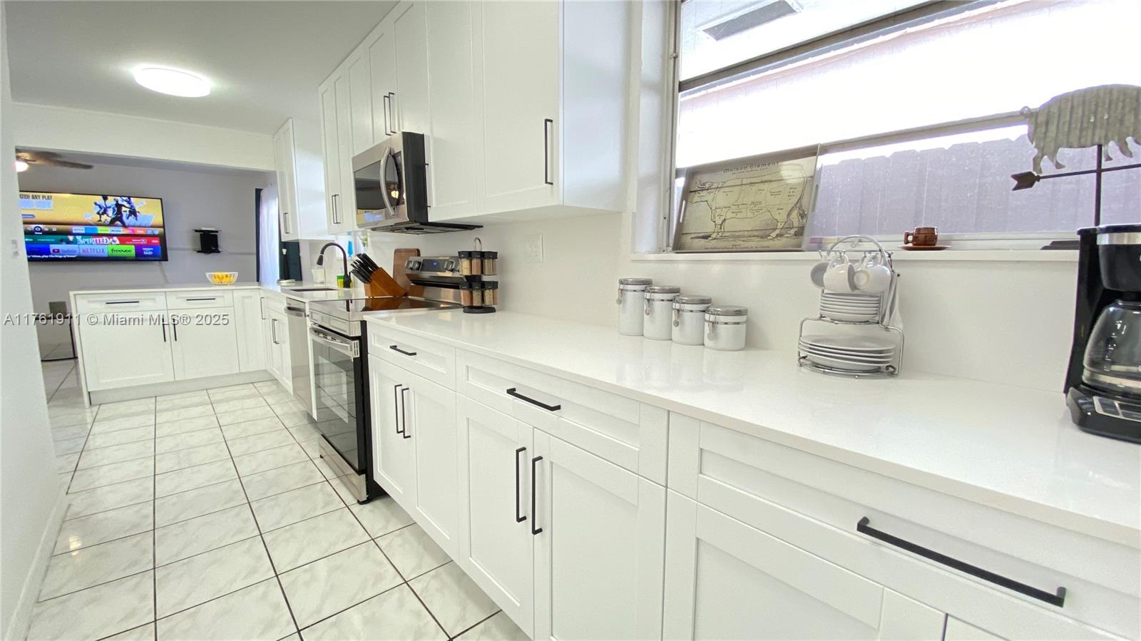 1321 SW 14th St