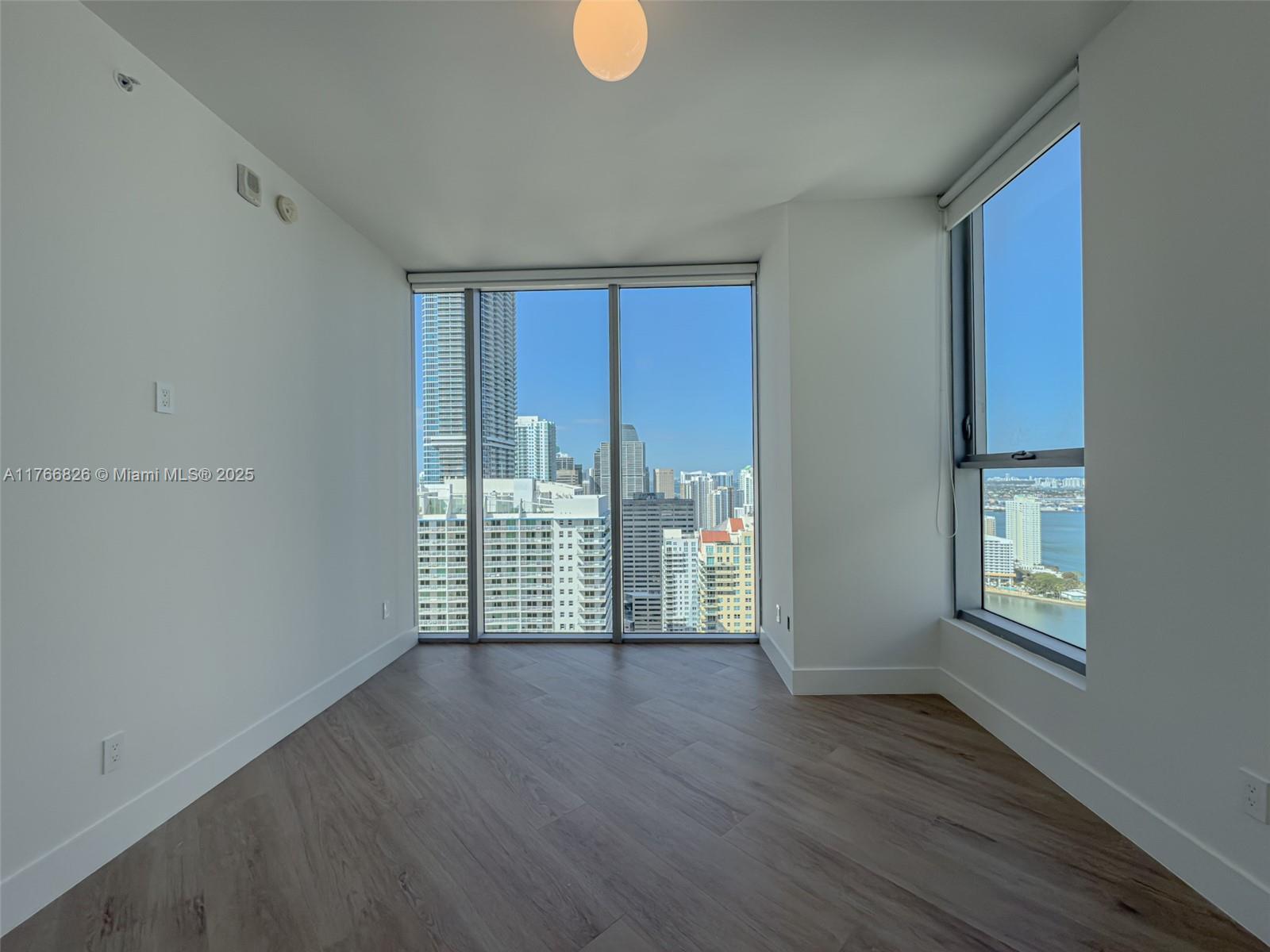 1300 Brickell Bay Dr # 4204