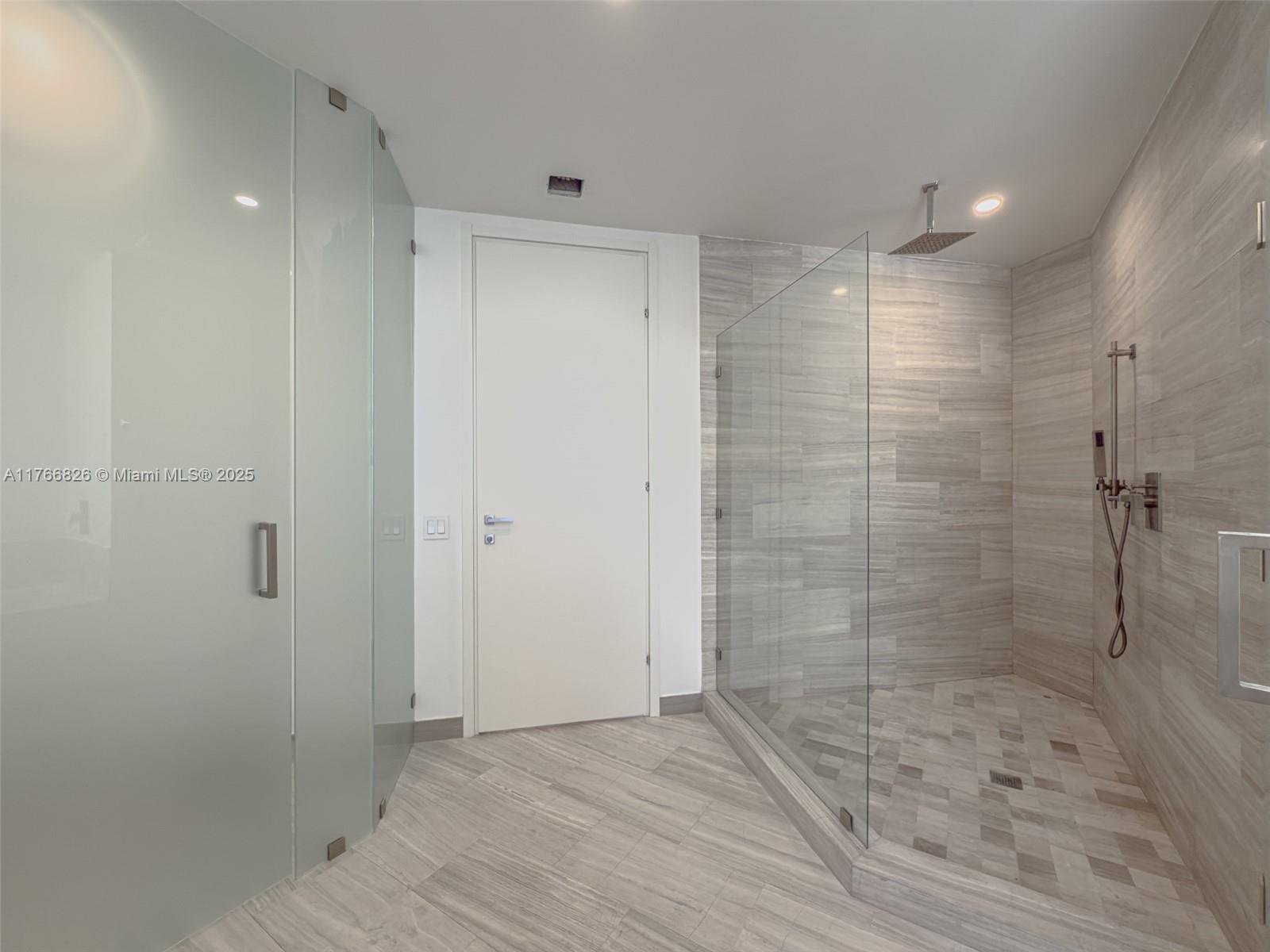1300 Brickell Bay Dr # 4204