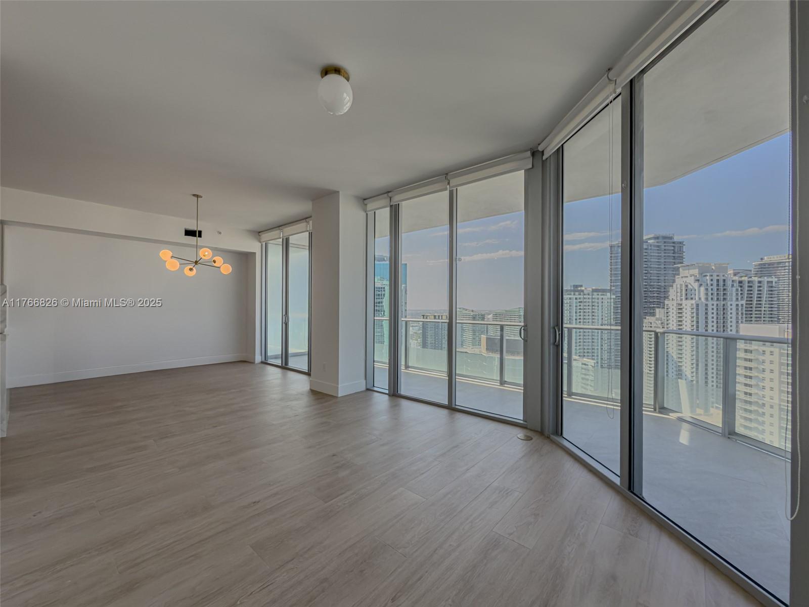 1300 Brickell Bay Dr # 4204