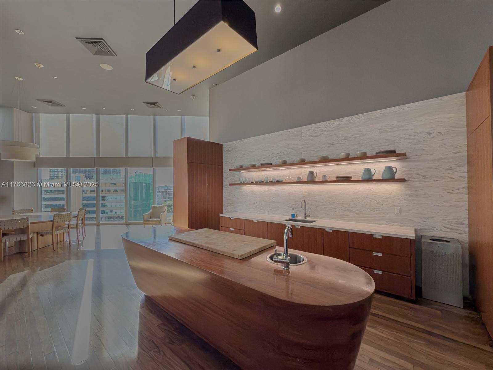 1300 Brickell Bay Dr # 4204