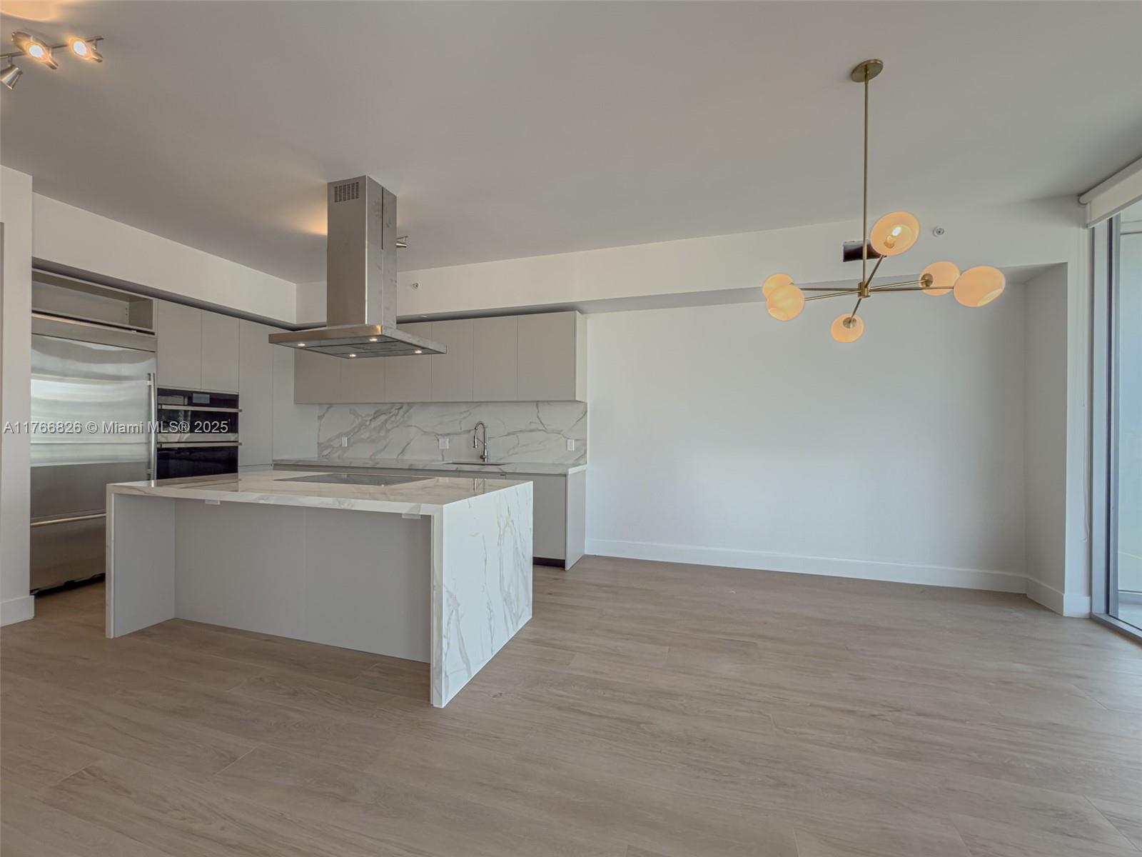 1300 Brickell Bay Dr # 4204