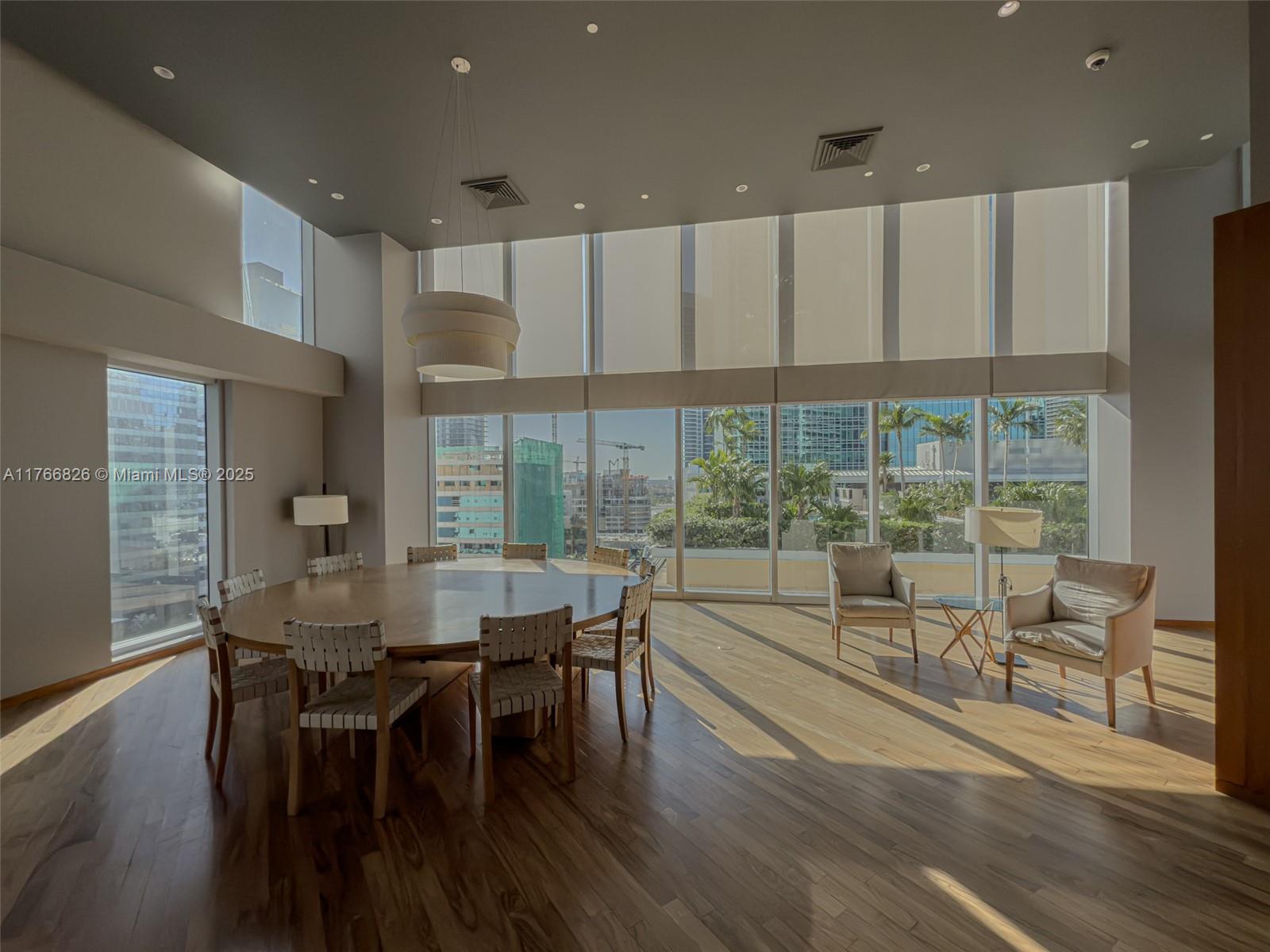 1300 Brickell Bay Dr # 4204