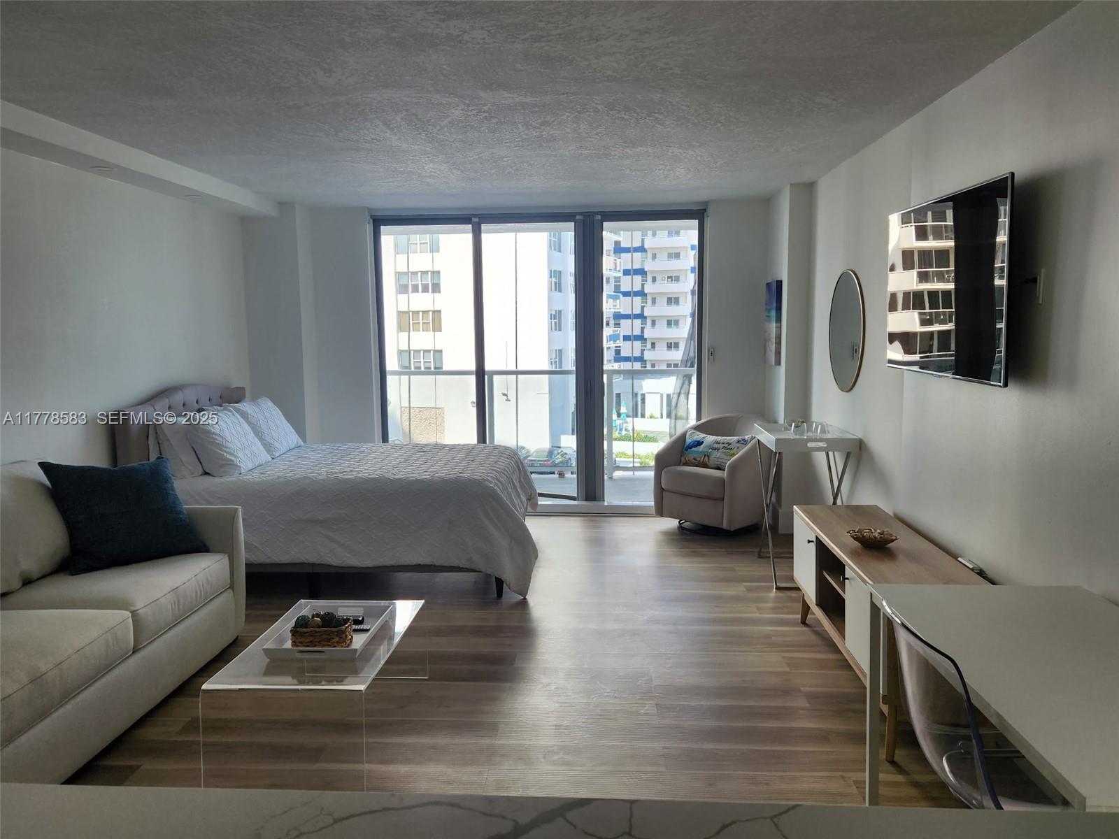 3180 S Ocean Dr # 307