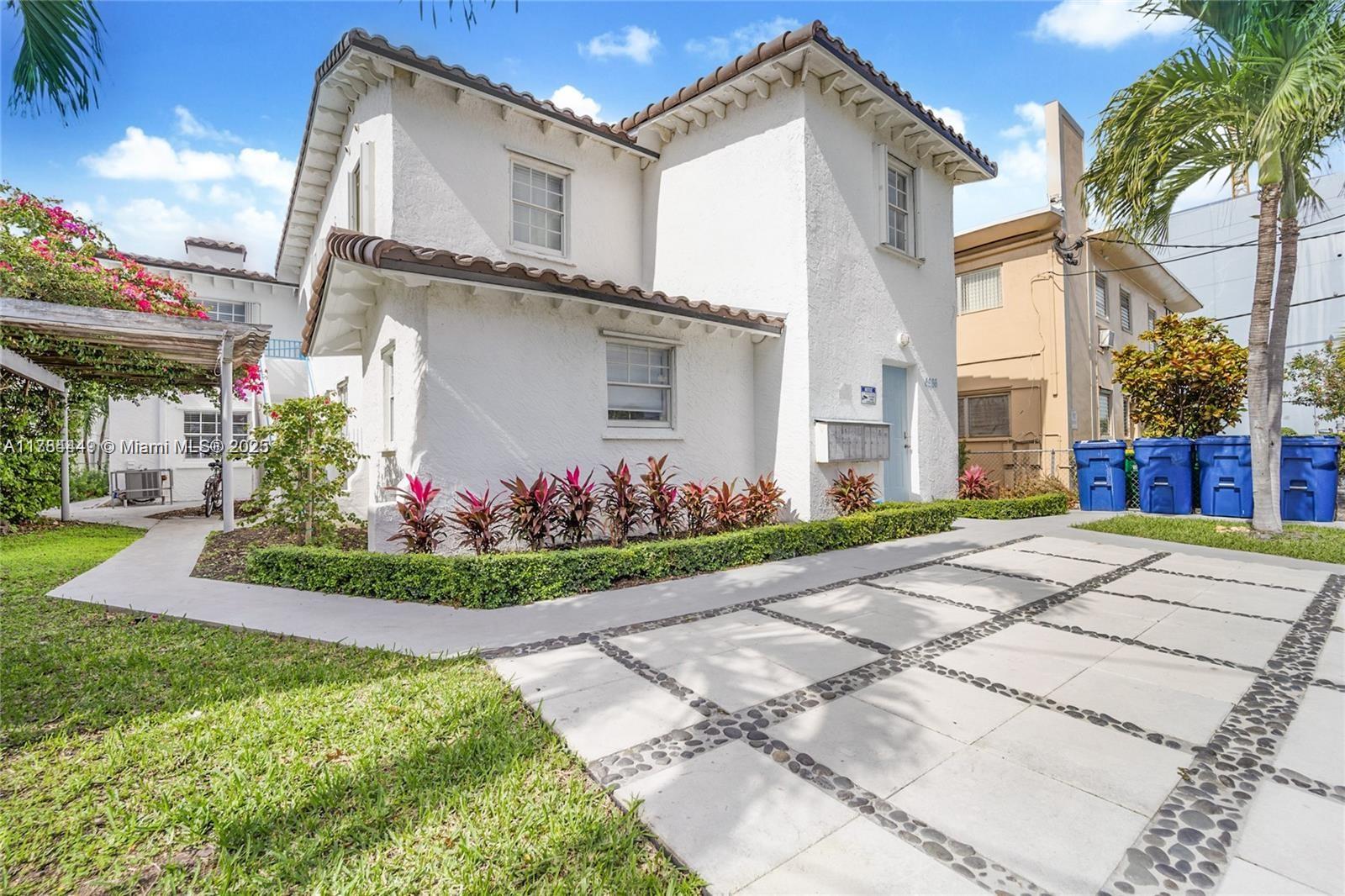 6966 Byron Ave # 201