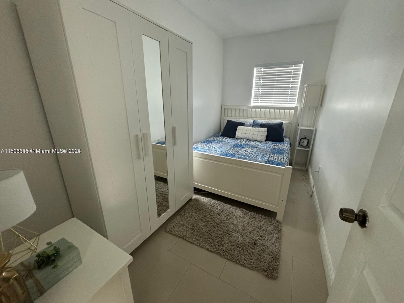 6966 Byron Ave # 202