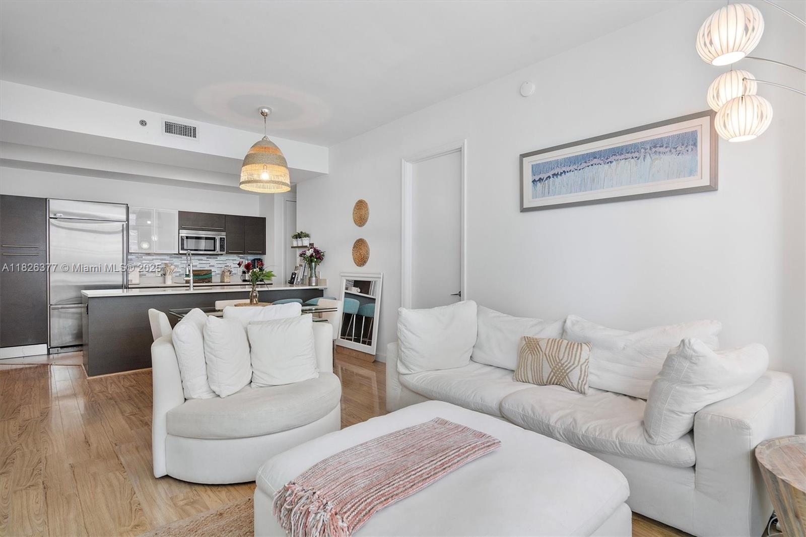 55 SE 6th St # 4305